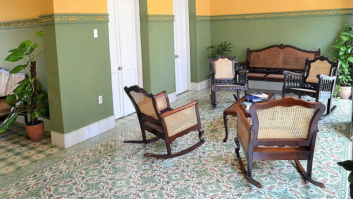 Hostal Mi Tierra livingroom