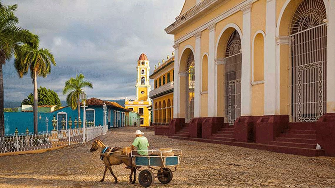 Horse Cart in front of Holy Trinity Church in Trinidad