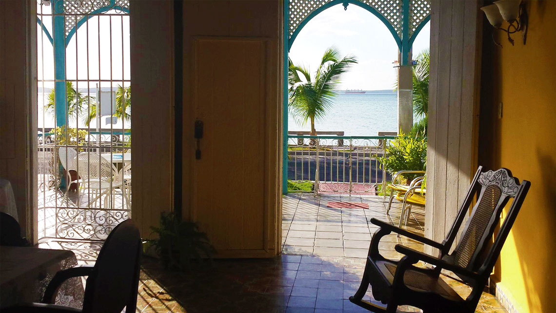 Views of the sea from a beautiful casa particular en Cienfuegos