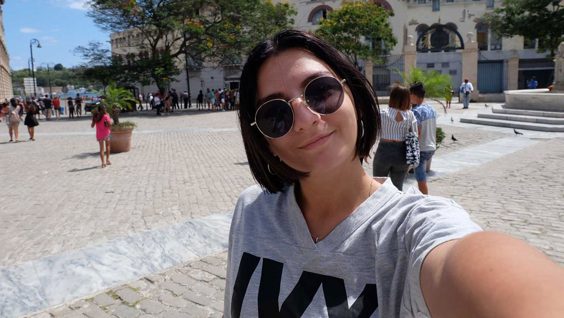 A selfie of a girl in Old Havana