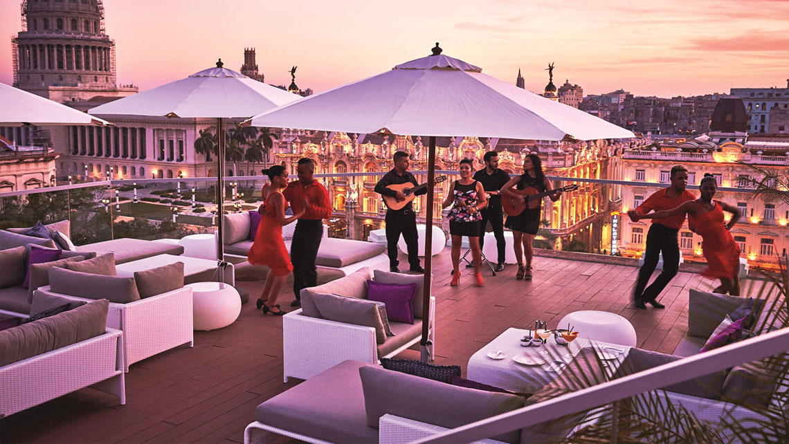 El Surtidor a luxurious bar perched on the the roof of the incredible Gran Manzana Kempinski