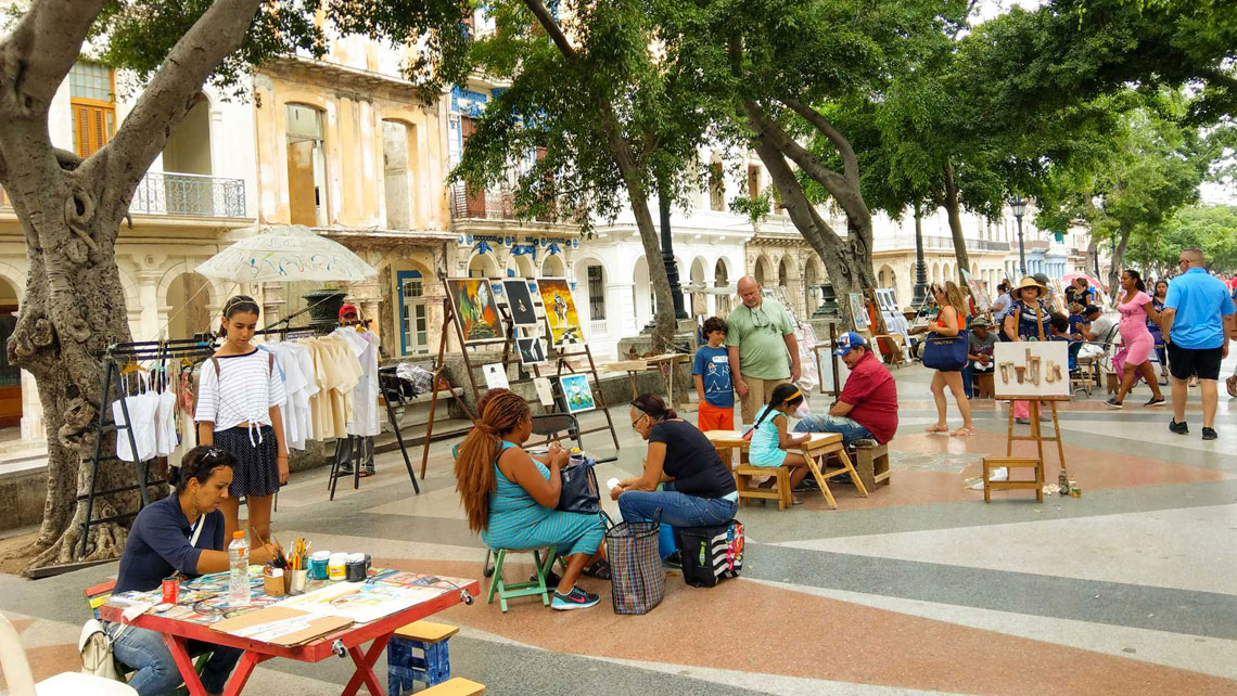 Paseo del Prado on a Sunday morning, Havana, Cuba