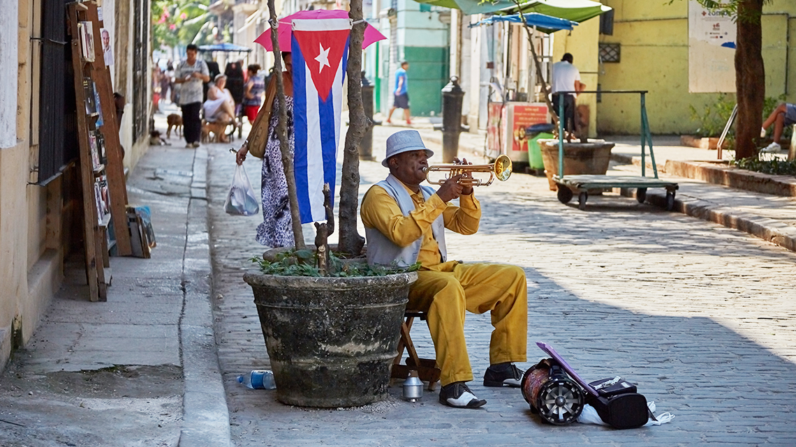 Lonely Planet publishes a "need to know before travel" guide for travellers going to Cuba